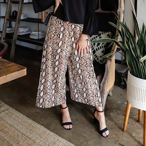 Wild Animal snake Print Wide Legged Pants tan